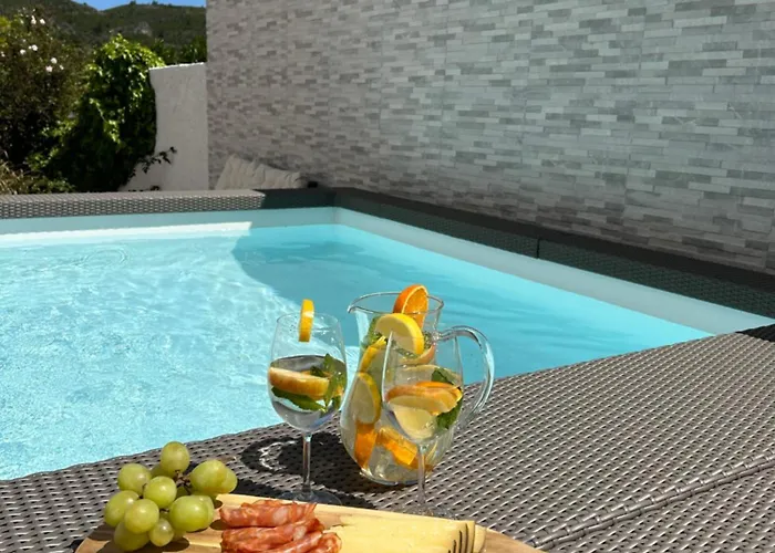 Vivenda Santiago ססימברה